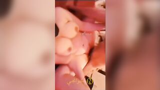 سكس مصري شرموطة لهلوبة تحتفل بعيد ميلدها هي وحبيبها في سهرة سكس xnxx